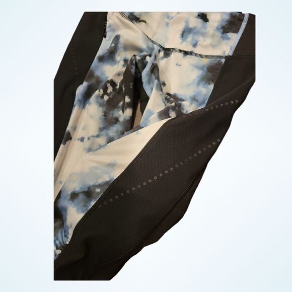 Lululemon Cropped Leg Stop At Nothing Leggings Black Blue 4 - Picture 7 of 15